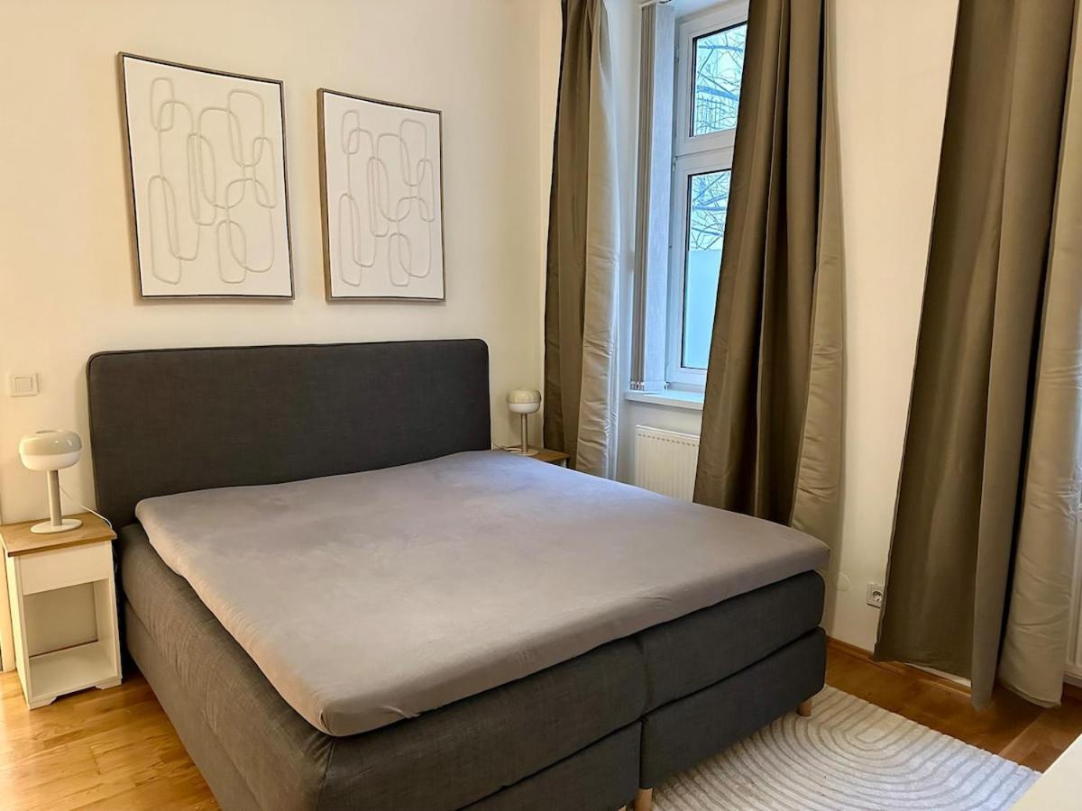 Belvedere Station Apartment *